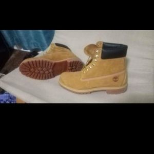 Size 12 timberlands boots